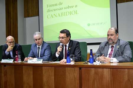 Mesa de abertura com  Dr. Mauro Aranha, Dr. Lavínio Nilton Camarim, Dr. Marcos Machado, e Dr. Antônio Geraldo