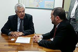 Deputado federal Arlindo Chinaglia (PT) e o presidente do CRF-SP, dr. Pedro Menegasso