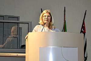 Dra. Valéria Martins Pires falou sobre os dilemas éticos na farmácia 