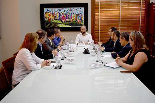 Presidente do CRF-SP em reunião com o prefeito de São Paulo