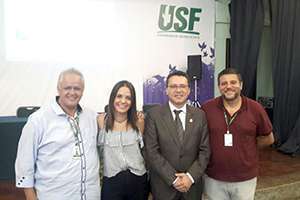 Dr. Eli Cristiano Meneses, Dra. Michelle Carneiro Parise, Dr. Marcos Machado e Dr. Rodinei Veloso