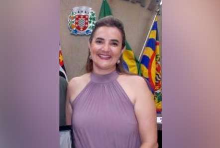 Dra. Andrea Teixeira é farmacêutica e vereadora de Zacarias (SP)