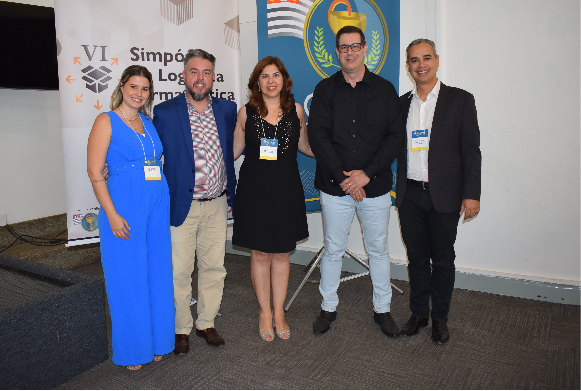 Dra. Lilian Fagan; Dr. Clayton Mangini; Dra. Elaine Manzano; Dr. Adriano Falvo e Dr. Kleber Fernandes 