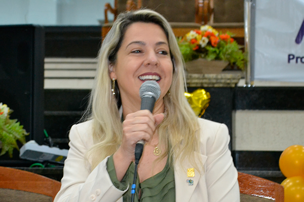 Dra. Alessandra Brognara, diretora da Seccional Zona Leste
