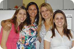 Melissa Spröesser Alonso, Giovana Garofalo, Lais de Campos e Claudia Baseio - farmacêuticas do município de Mauá (Foto: arquivo pessoal)